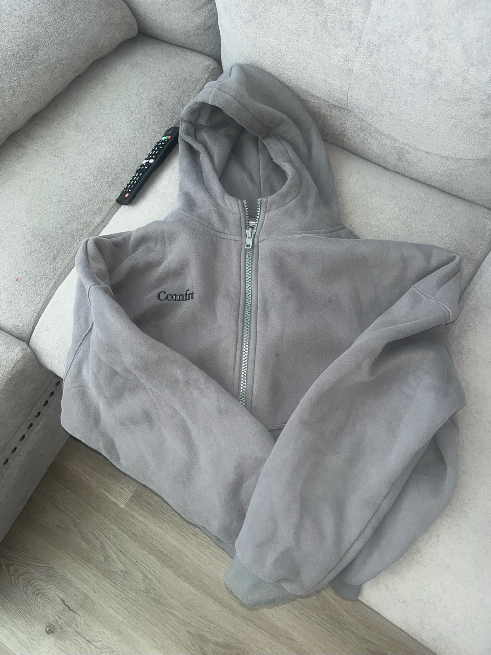 Comfort Zip-Up Hooded Sweatshirt in Gray